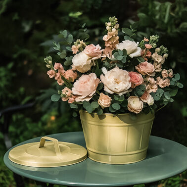Gardening storage bucket